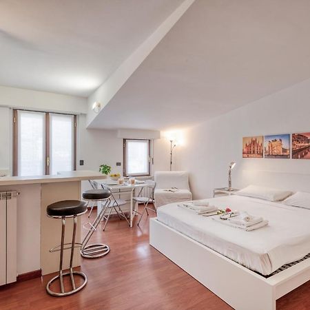 Ferrucci, 6 - Monolocale Al Settimo Cielo Apartment Milano Exterior foto