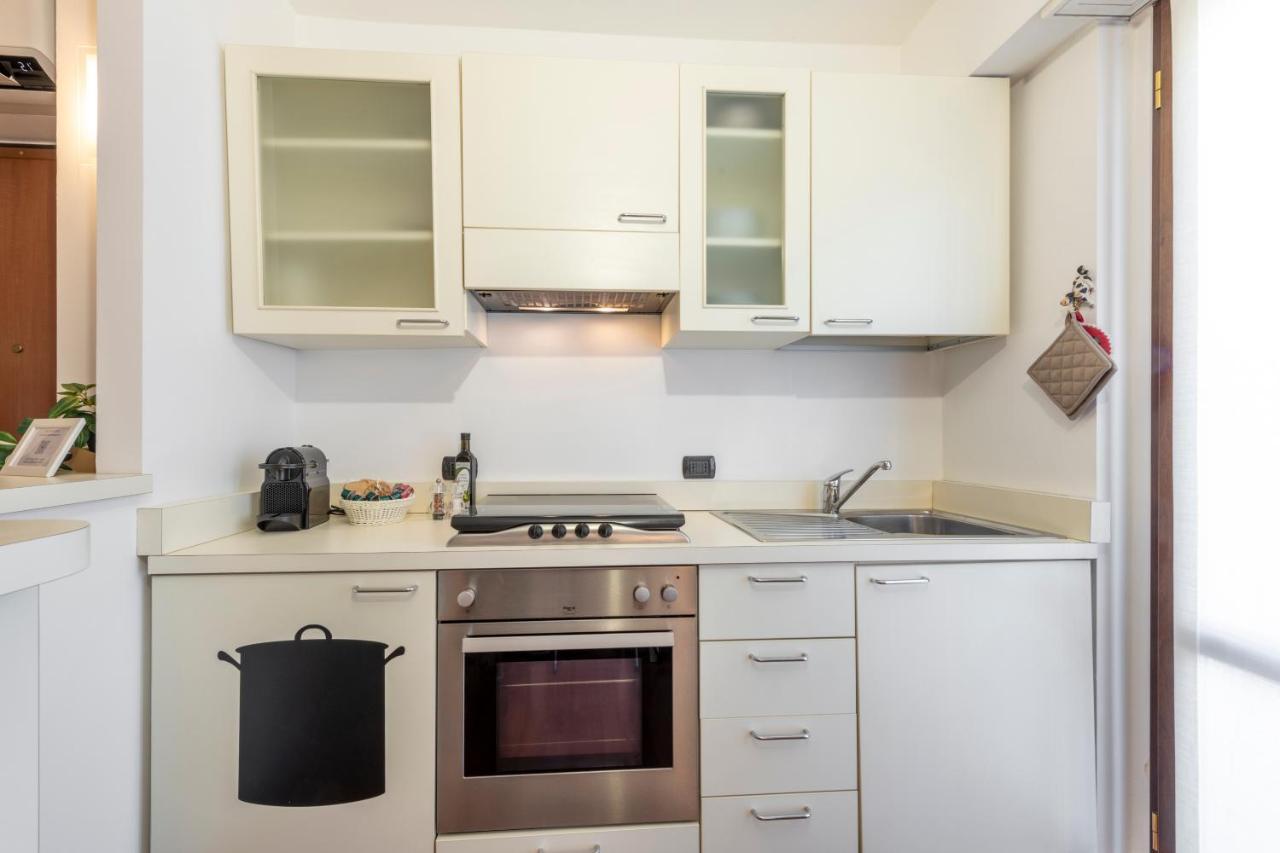 Ferrucci, 6 - Monolocale Al Settimo Cielo Apartment Milano Exterior foto